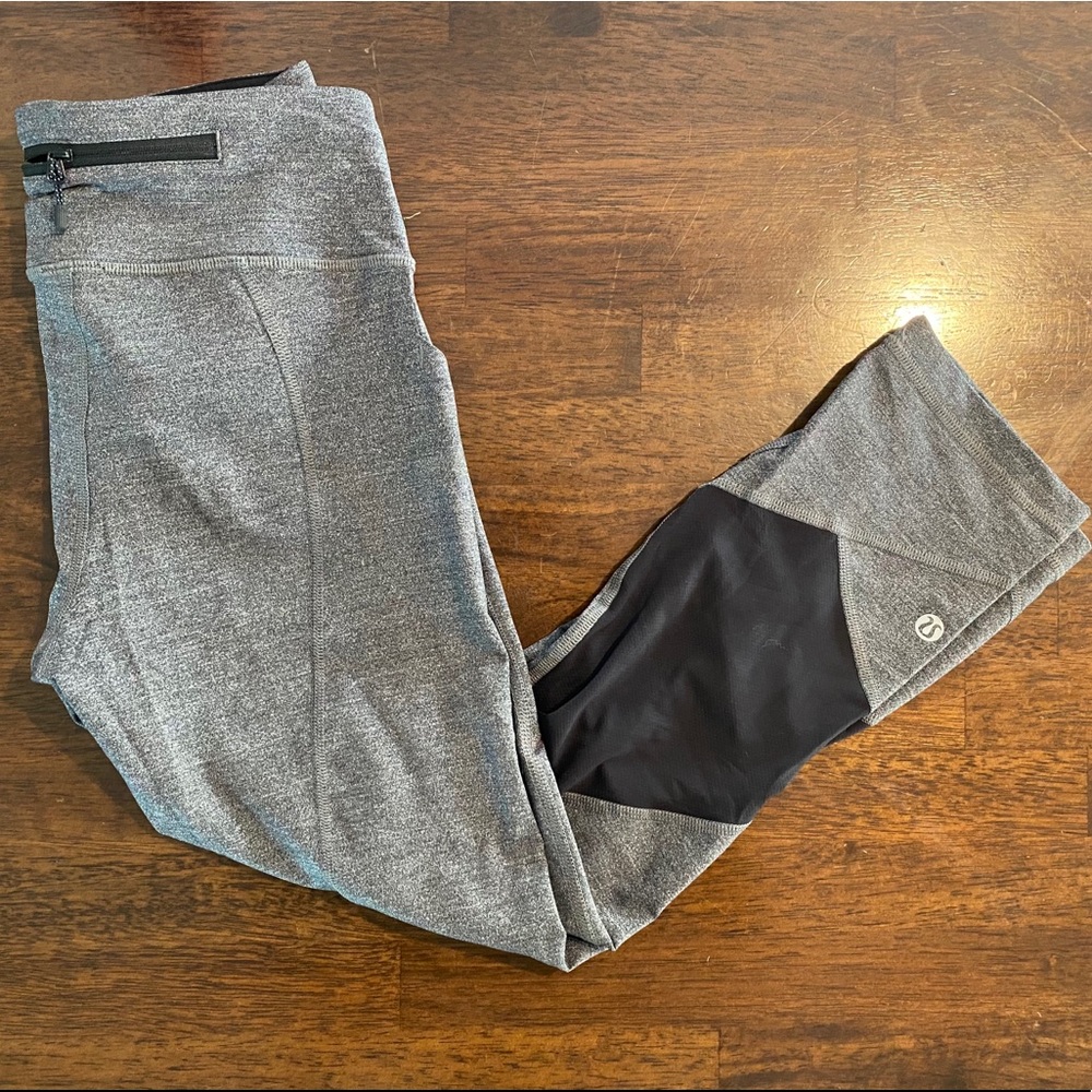 Lululemon Speed Up crop